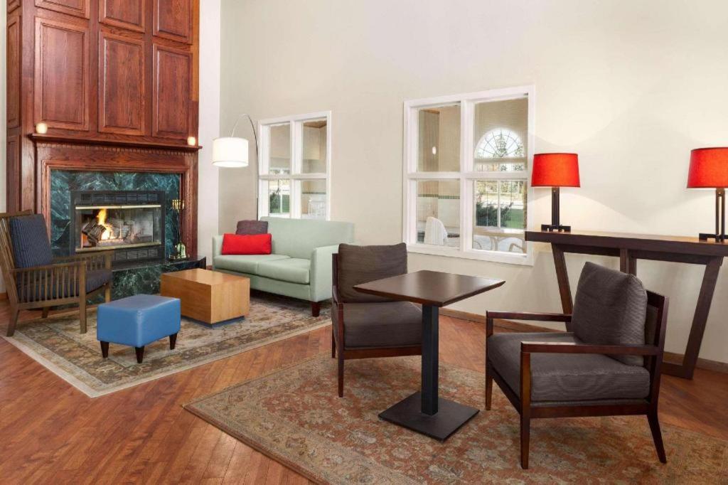 Country Inn & Suites By Radisson, Fort Dodge, Ia Exteriér fotografie